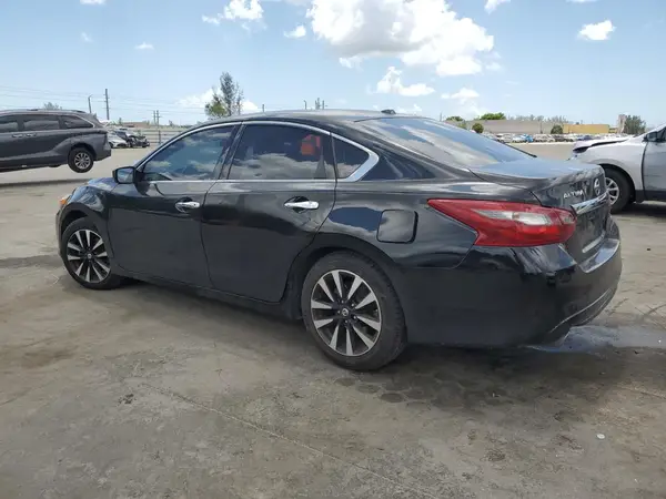 1N4AL3AP5JC193518 2018 NISSAN ALTIMA - Image 2