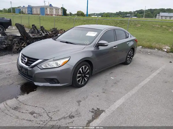 1N4AL3AP5JC194944 2018 NISSAN ALTIMA - Image 2