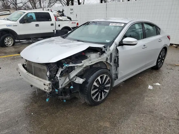 1N4AL3AP5JC196161 2018 NISSAN ALTIMA - Image 1
