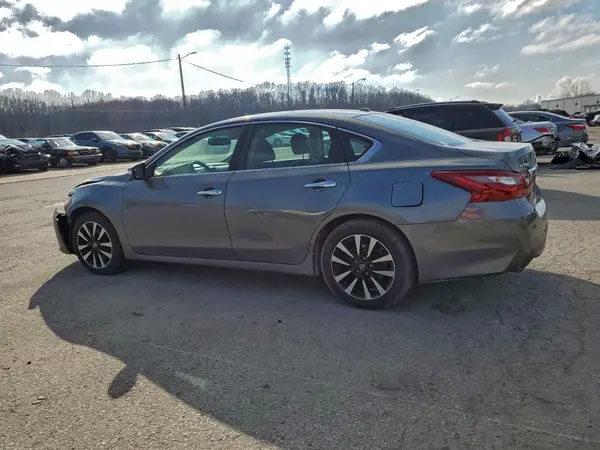 1N4AL3AP5JC200127 2018 NISSAN ALTIMA - Image 2