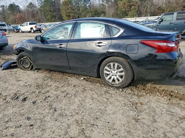 1N4AL3AP5JC200211 2018 NISSAN ALTIMA - Image 2