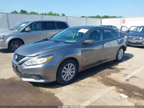 1N4AL3AP5JC202895 2018 NISSAN ALTIMA - Image 2