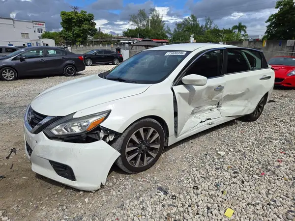 1N4AL3AP5JC205179 2018 NISSAN ALTIMA - Image 1