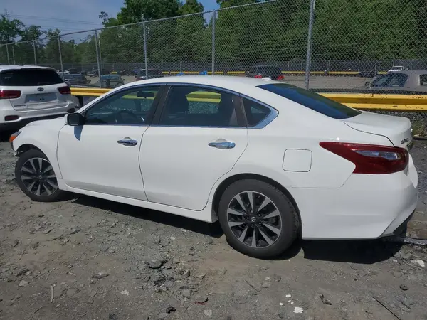 1N4AL3AP5JC205277 2018 NISSAN ALTIMA - Image 2