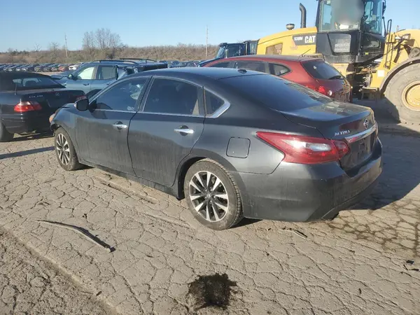 1N4AL3AP5JC206705 2018 NISSAN ALTIMA - Image 2
