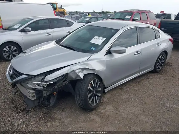 1N4AL3AP5JC206879 2018 NISSAN ALTIMA - Image 2