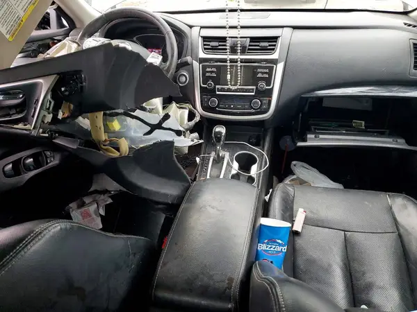 1N4AL3AP5JC210186 2018 NISSAN ALTIMA - Image 8