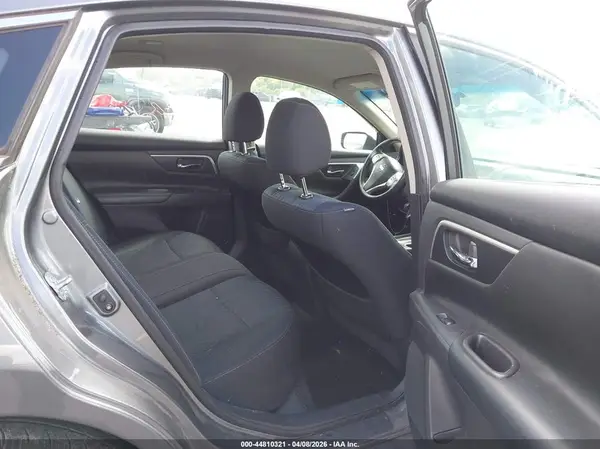 1N4AL3AP5JC210379 2018 NISSAN ALTIMA - Image 8