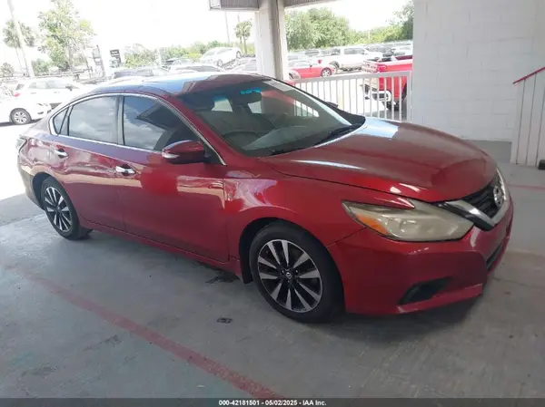 1N4AL3AP5JC212083 2018 NISSAN ALTIMA - Image 1