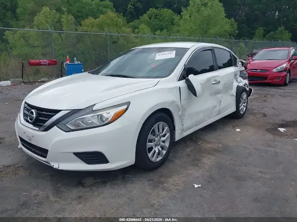 1N4AL3AP5JC214819 2018 NISSAN ALTIMA - Image 2