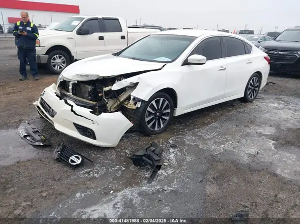 1N4AL3AP5JC216408 2018 NISSAN ALTIMA - Image 2