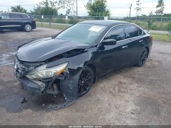 1N4AL3AP5JC218000 2018 NISSAN ALTIMA - Image 2