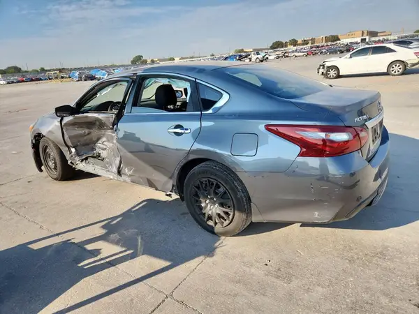 1N4AL3AP5JC220264 2018 NISSAN ALTIMA - Image 2
