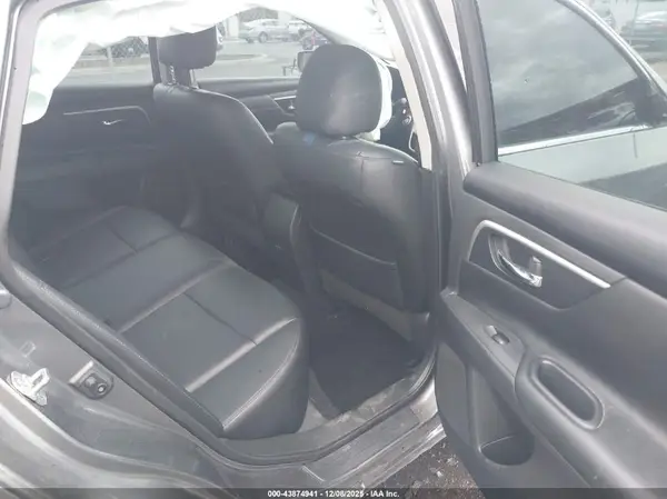 1N4AL3AP5JC223648 2018 NISSAN ALTIMA - Image 8