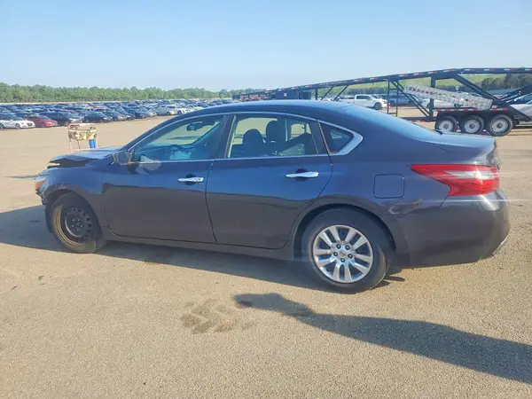 1N4AL3AP5JC226274 2018 NISSAN ALTIMA - Image 2