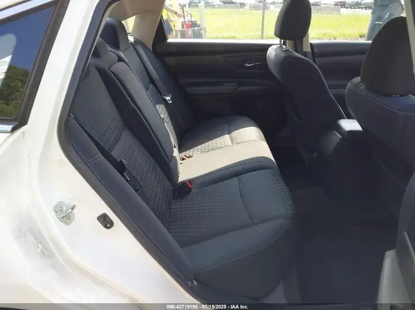 1N4AL3AP5JC227683 2018 NISSAN ALTIMA - Image 8