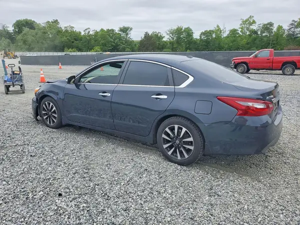 1N4AL3AP5JC228820 2018 NISSAN ALTIMA - Image 2