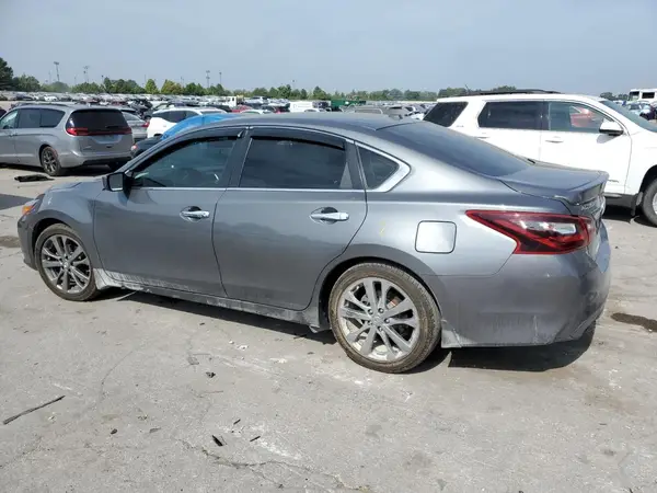 1N4AL3AP5JC229675 2018 NISSAN ALTIMA - Image 2
