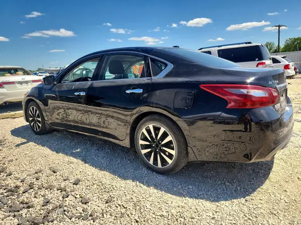 1N4AL3AP5JC230485 2018 NISSAN ALTIMA - Image 2