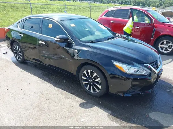 1N4AL3AP5JC230678 2018 NISSAN ALTIMA - Image 1