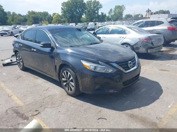 1N4AL3AP5JC230843 2018 NISSAN ALTIMA - Image 1
