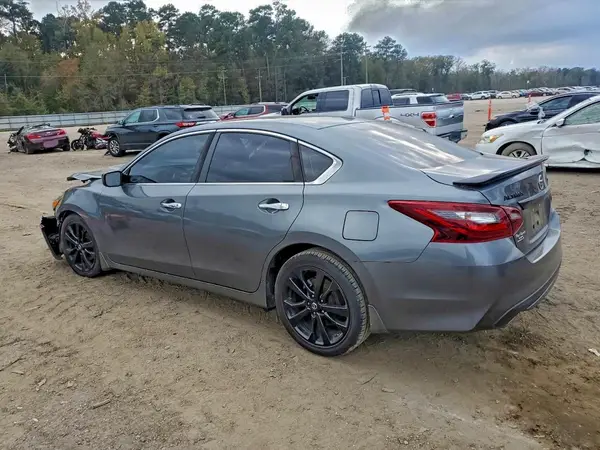 1N4AL3AP5JC234004 2018 NISSAN ALTIMA - Image 2