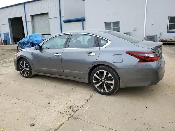 1N4AL3AP5JC238375 2018 NISSAN ALTIMA - Image 2