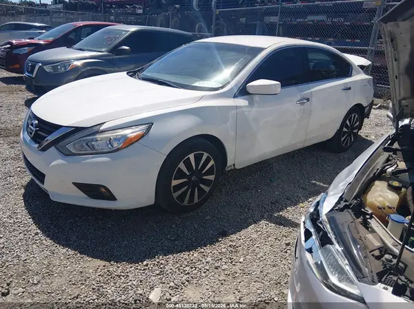 1N4AL3AP5JC241230 2018 NISSAN ALTIMA - Image 2