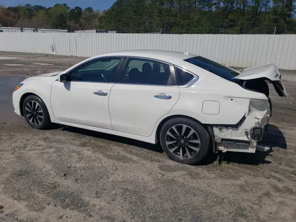 1N4AL3AP5JC241518 2018 NISSAN ALTIMA - Image 2