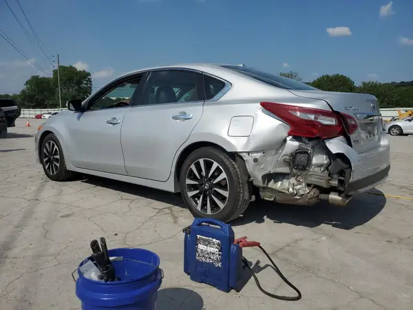 1N4AL3AP5JC241793 2018 NISSAN ALTIMA - Image 2