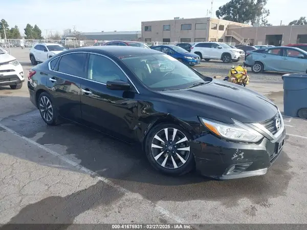 1N4AL3AP5JC243821 2018 NISSAN ALTIMA - Image 1