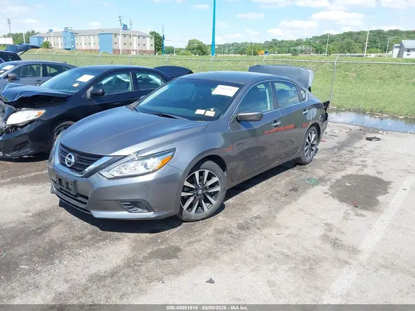 1N4AL3AP5JC244225 2018 NISSAN ALTIMA - Image 2