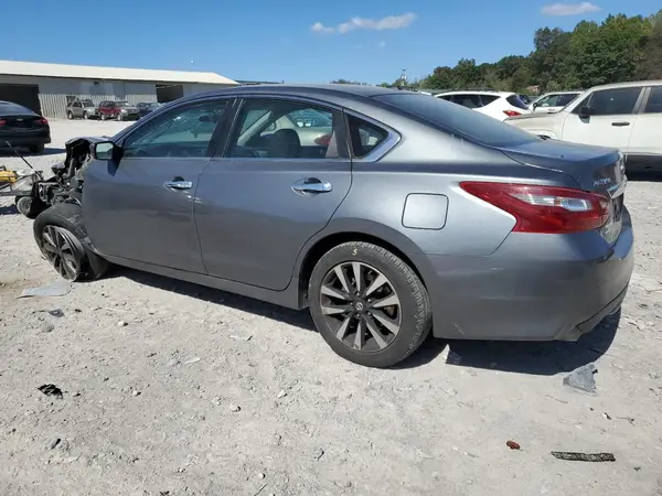 1N4AL3AP5JC245732 2018 NISSAN ALTIMA - Image 2