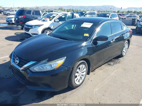 1N4AL3AP5JC245780 2018 NISSAN ALTIMA - Image 2