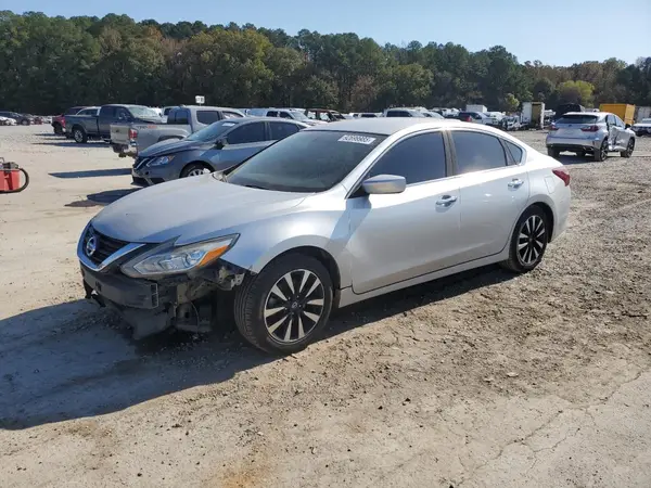 1N4AL3AP5JC247500 2018 NISSAN ALTIMA - Image 1