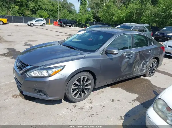 1N4AL3AP5JC248047 2018 NISSAN ALTIMA - Image 2