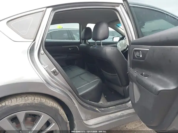 1N4AL3AP5JC248355 2018 NISSAN ALTIMA - Image 8