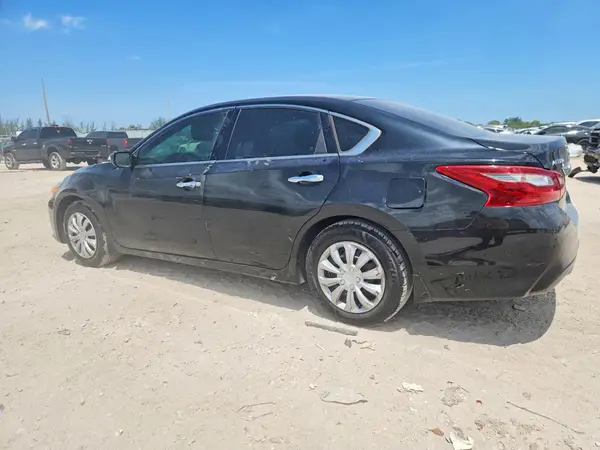 1N4AL3AP5JC249747 2018 NISSAN ALTIMA - Image 2