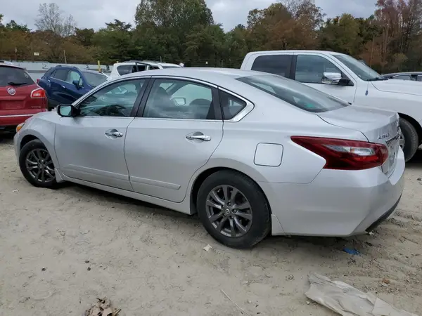 1N4AL3AP5JC250428 2018 NISSAN ALTIMA - Image 2