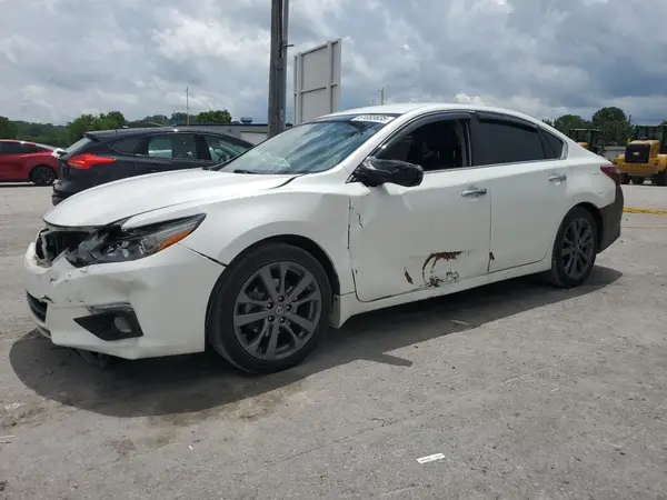 1N4AL3AP5JC250509 2018 NISSAN ALTIMA - Image 1