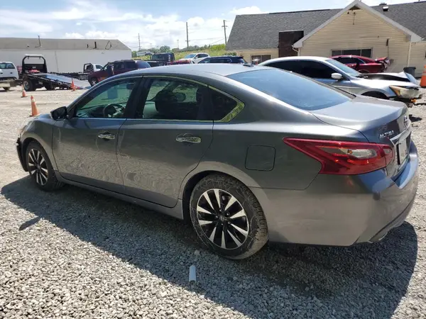 1N4AL3AP5JC251322 2018 NISSAN ALTIMA - Image 2