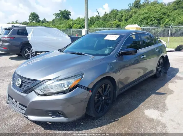 1N4AL3AP5JC253197 2018 NISSAN ALTIMA - Image 2
