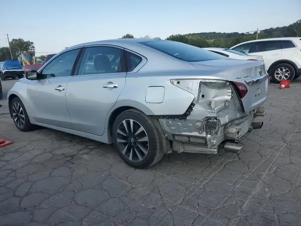 1N4AL3AP5JC253300 2018 NISSAN ALTIMA - Image 2