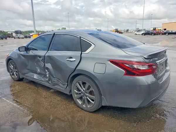 1N4AL3AP5JC254429 2018 NISSAN ALTIMA - Image 2