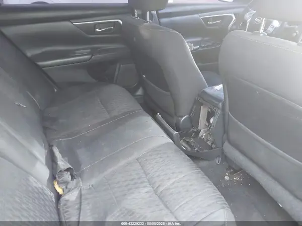 1N4AL3AP5JC255662 2018 NISSAN ALTIMA - Image 8
