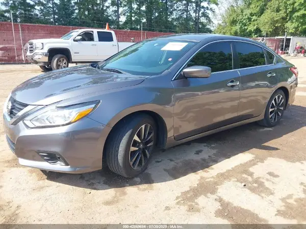 1N4AL3AP5JC261865 2018 NISSAN ALTIMA - Image 2