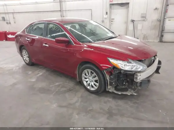 1N4AL3AP5JC263678 2018 NISSAN ALTIMA - Image 1