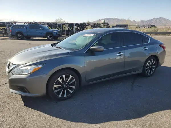1N4AL3AP5JC263857 2018 NISSAN ALTIMA - Image 1