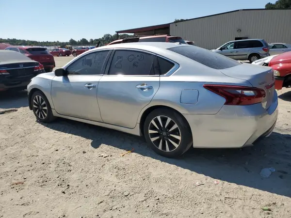1N4AL3AP5JC264538 2018 NISSAN ALTIMA - Image 2