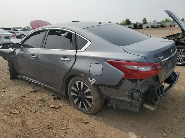 1N4AL3AP5JC265754 2018 NISSAN ALTIMA - Image 2